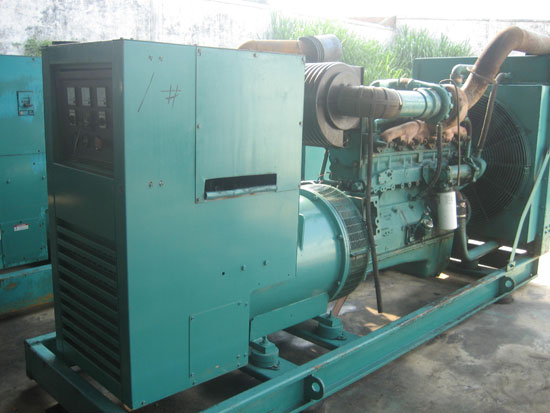 大兴租赁发电机- 发电机碳刷磨损的原因是什么