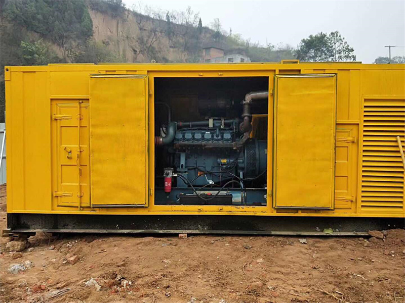 大兴发电机租赁冷却液的沸点降低到多少时需要更换