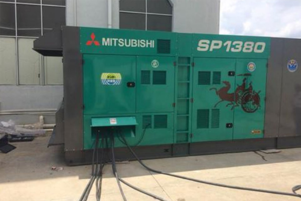 大兴为什么有些柴油发电机组的输出电压可以调节？